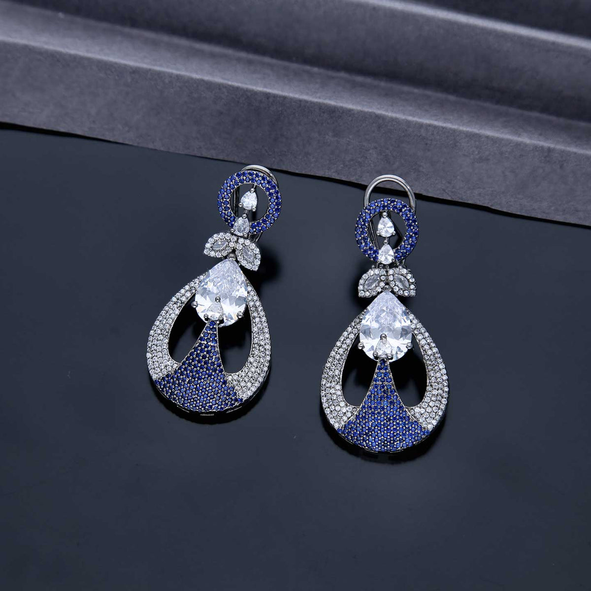 Western Style Earring - ESKU301800002