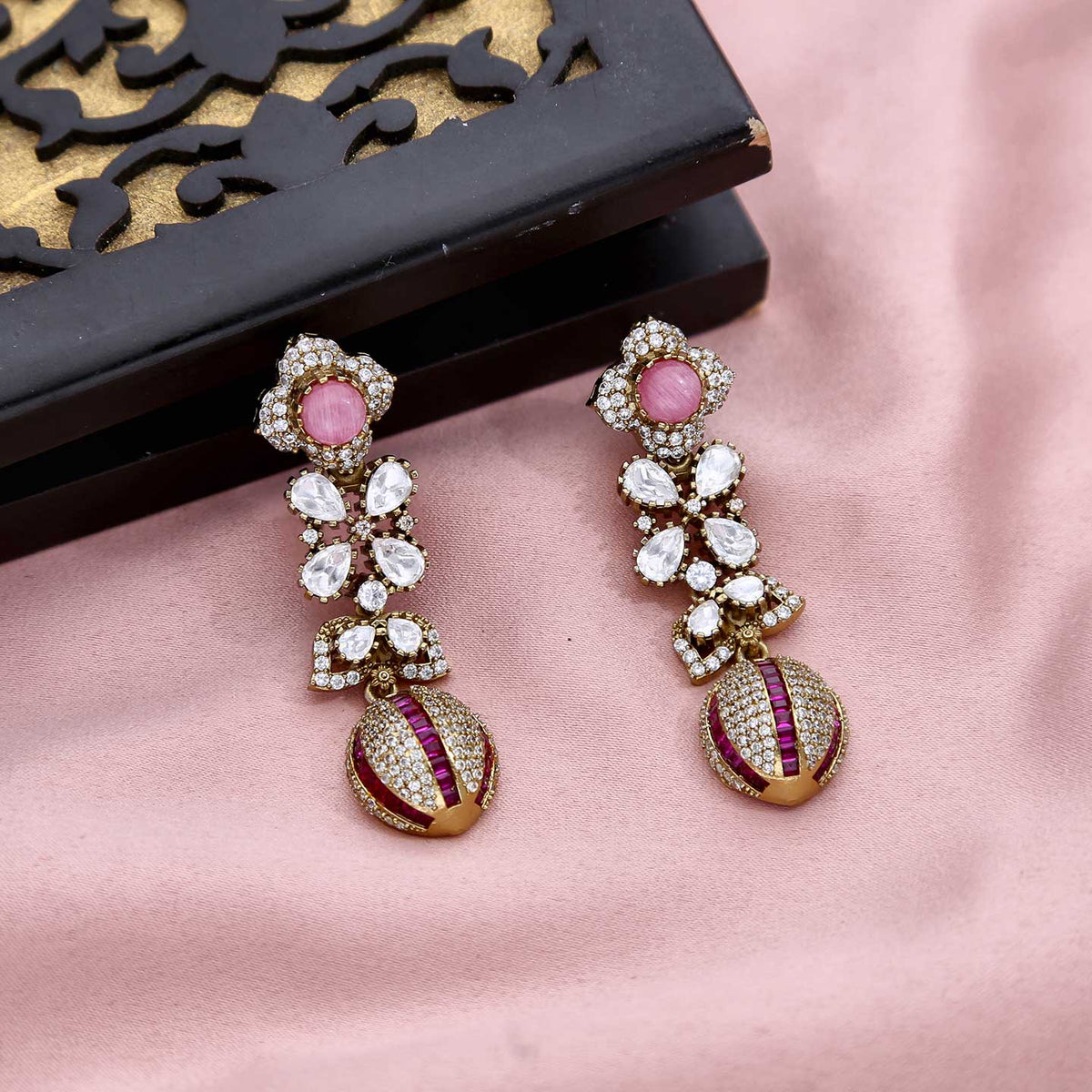 Elegant Victorian Earrings - ESKU301800072