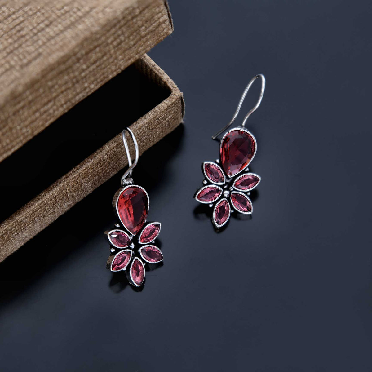 Elegant Oxidised Leaf Earrings - ESKU301800199