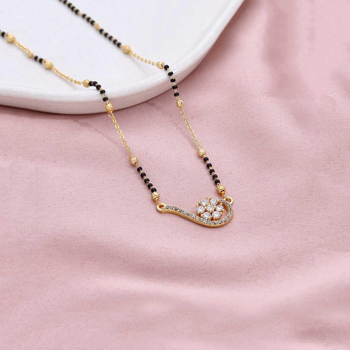 Glamorous Mangalsutra - ESKU301800320
