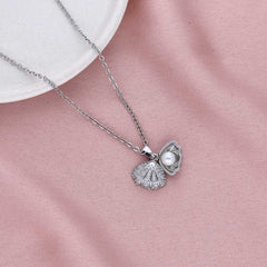 Pearl Sea Shell Pendant - ESKU301800392