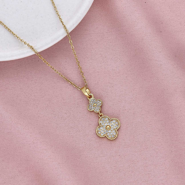 Moonlit Clover Pendant - ESKU301800394