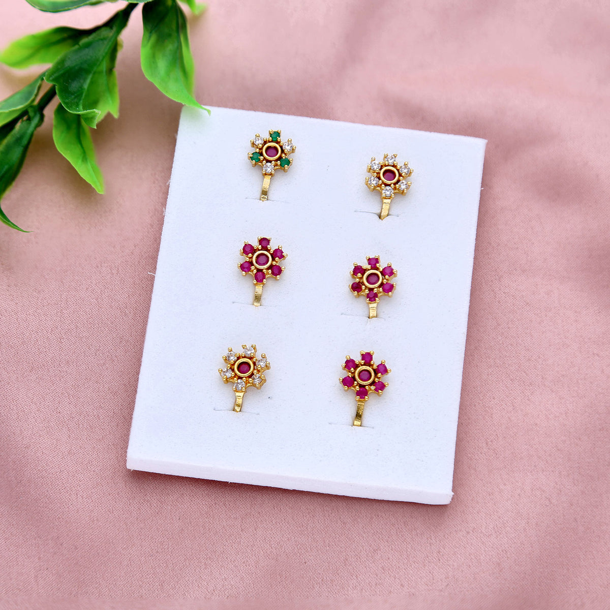 Graceful Nose Pin for Women - ESKU301800615