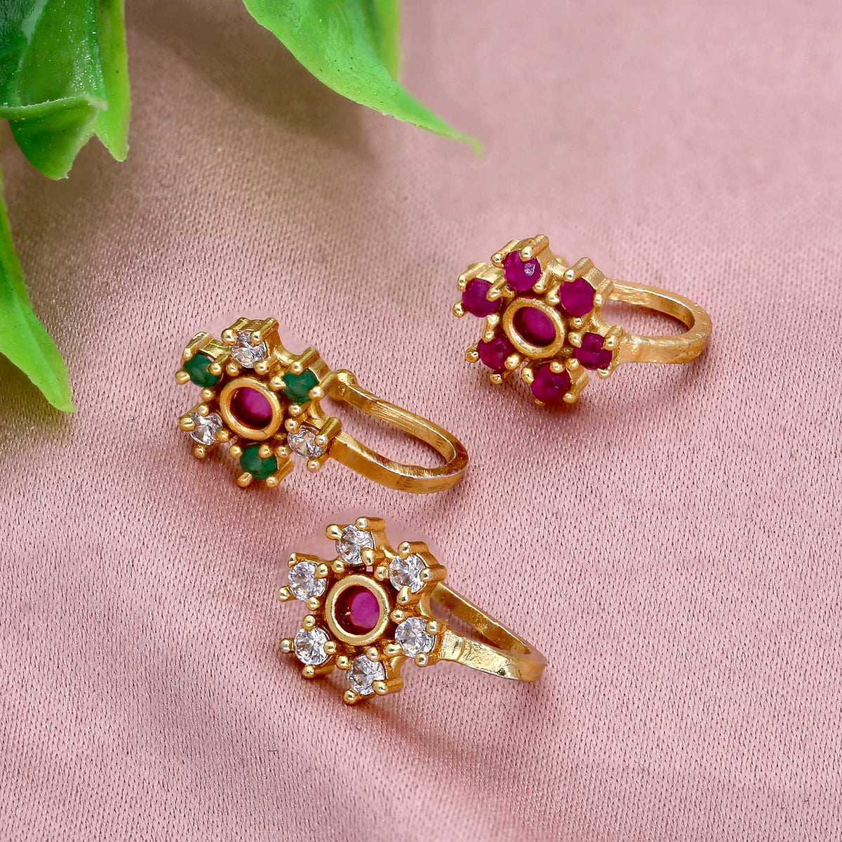 Graceful Nose Pin for Women - ESKU301800615