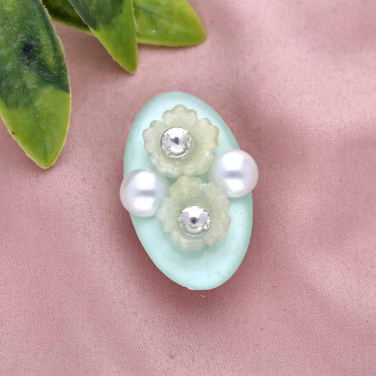 Fancy saree pin - ESKU301800671