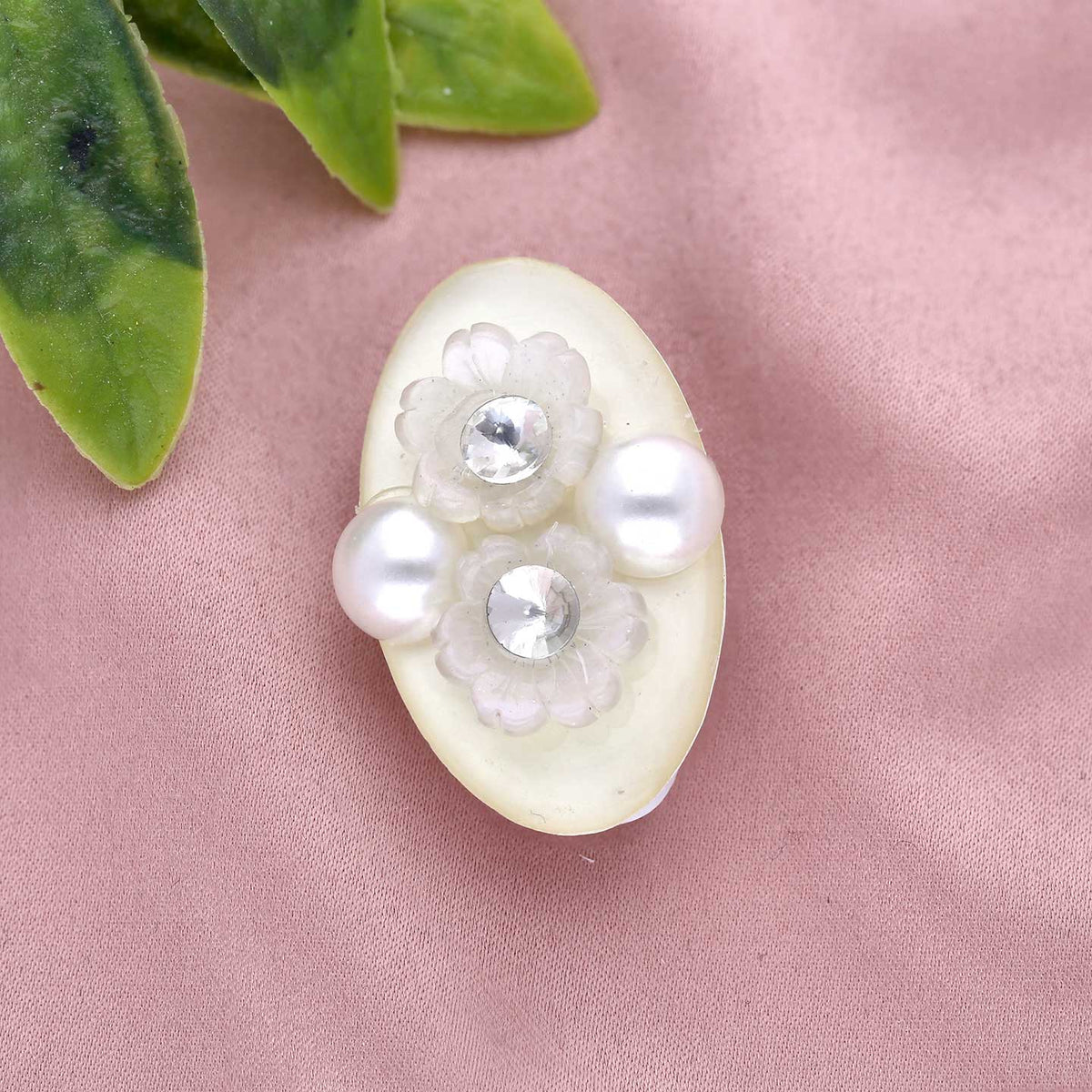 Fancy saree pin - ESKU301800671