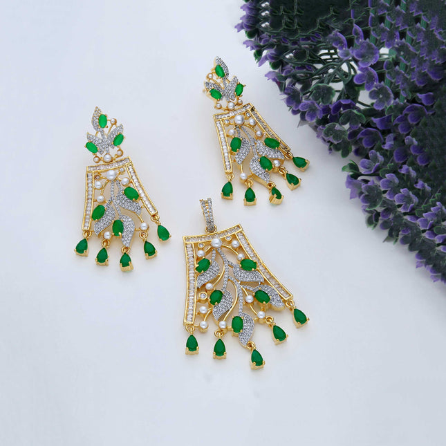 Shine Bright With Pendant Set - ESKU301800817