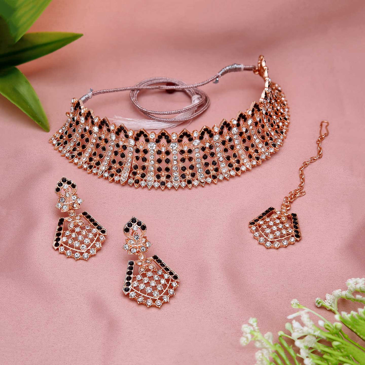 Trendy Choker Set - ESKU301800920