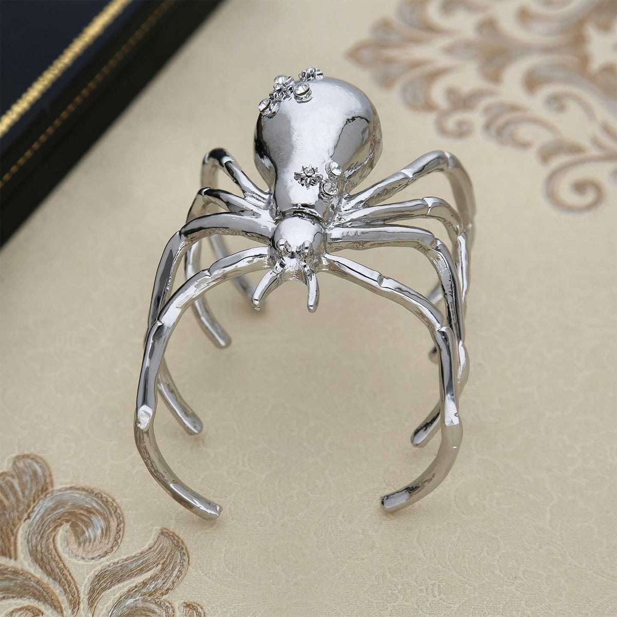 Spider cuff Kada - ESKU302001424