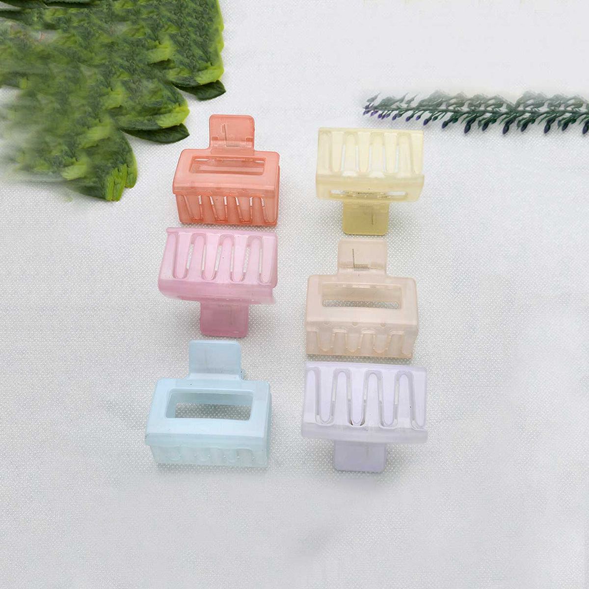 Pack Of 12 Claw Clip - ESKU302001596