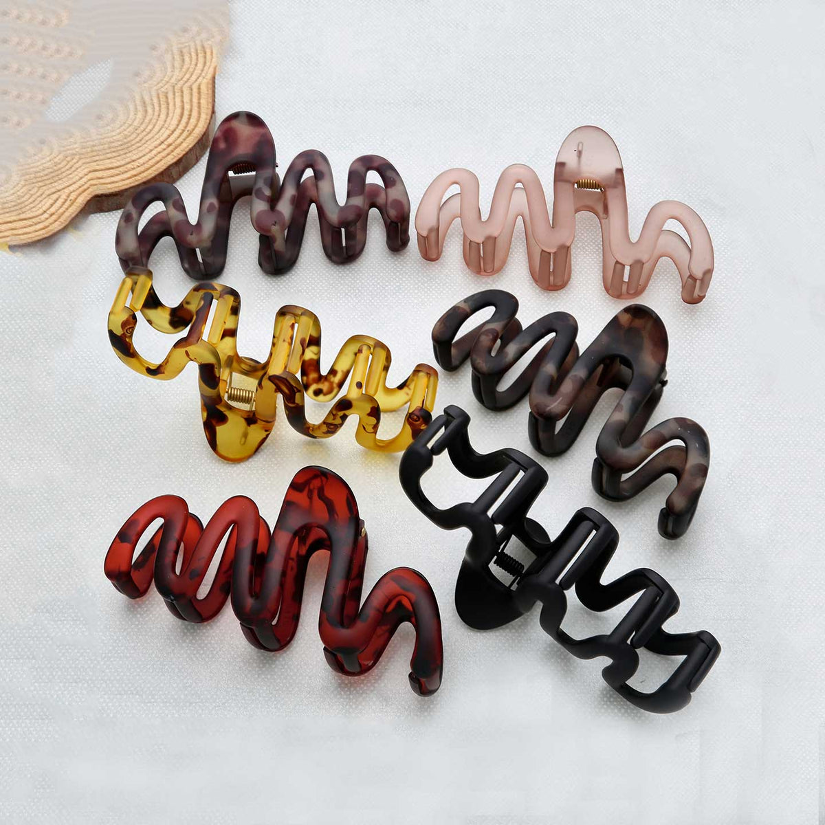 Delicate Hair Butterfly Clip - ESKU302001651