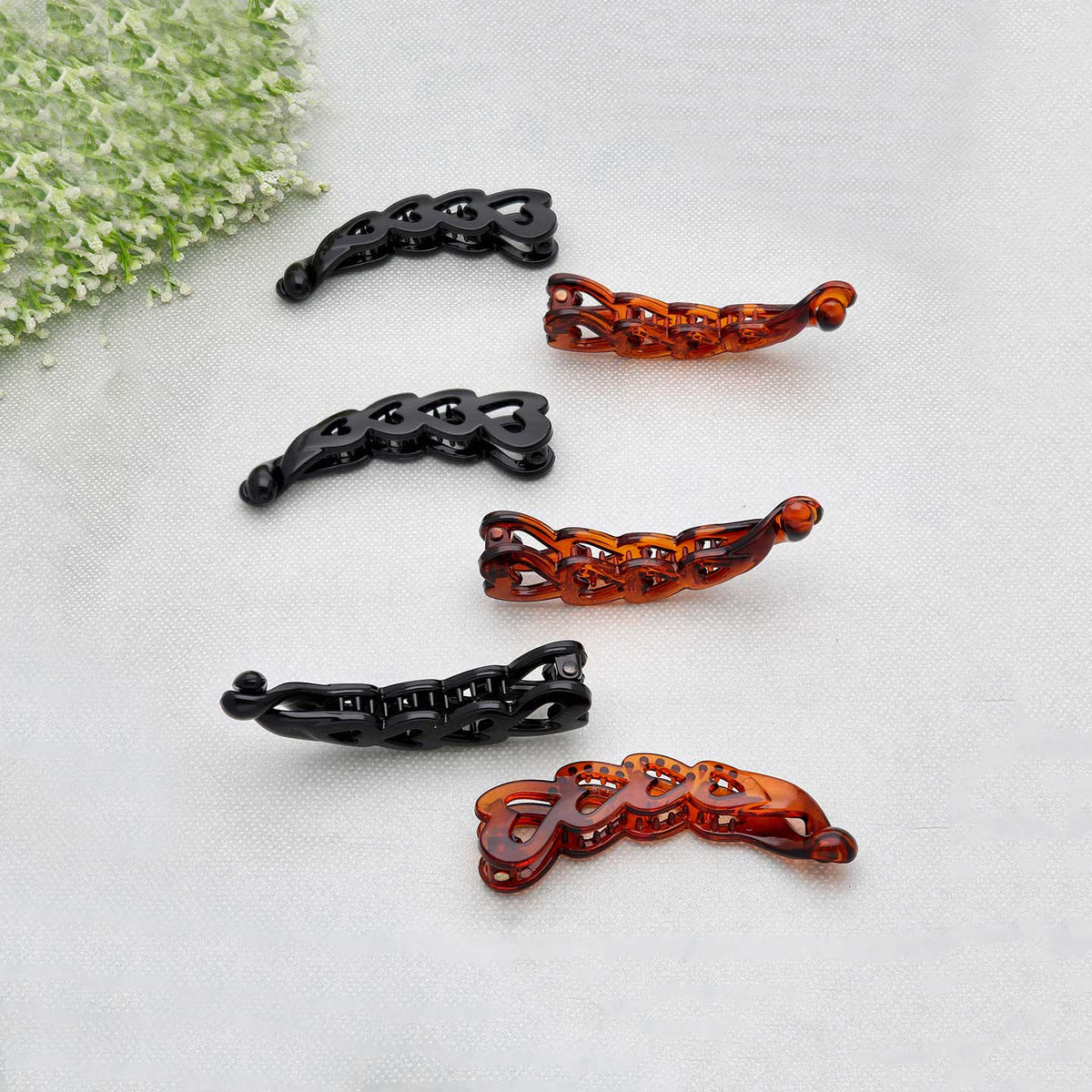 Stylish Banana Hair Clips - ESKU302001840