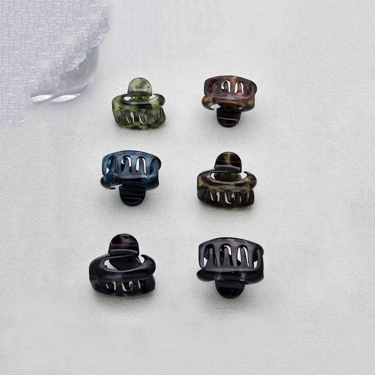 Plastic Hair Claw Clips - ESKU302001848