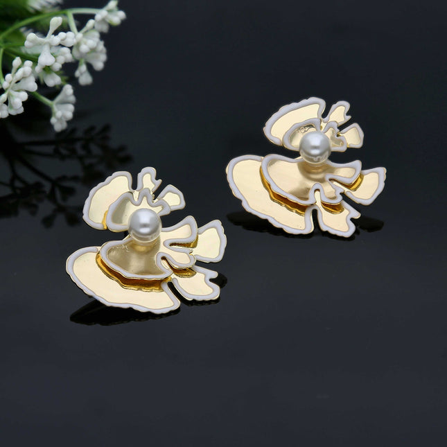 Pearl Stud Earrings - ESKU302001897