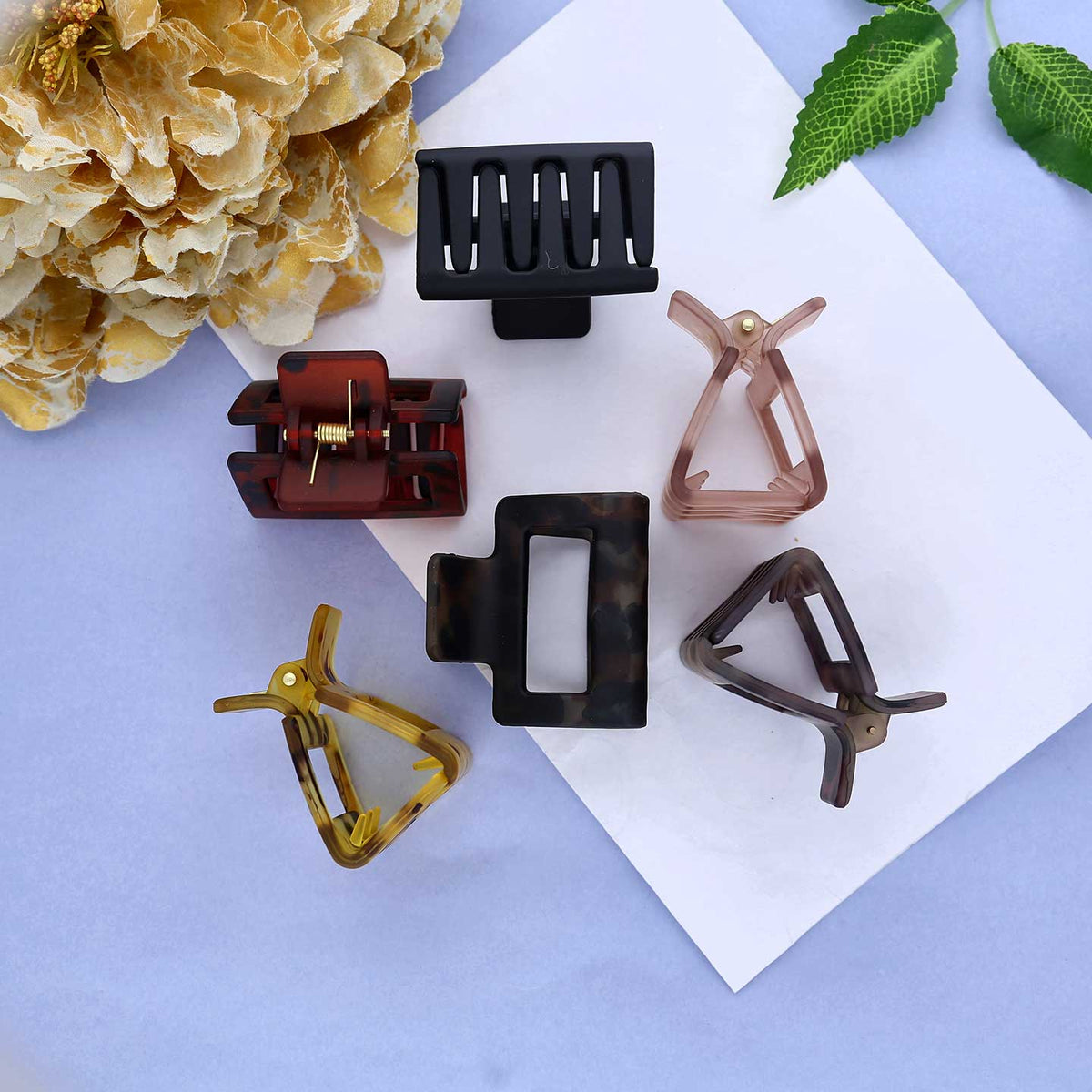 Medium Size Hair Cluther - ESKU302102139