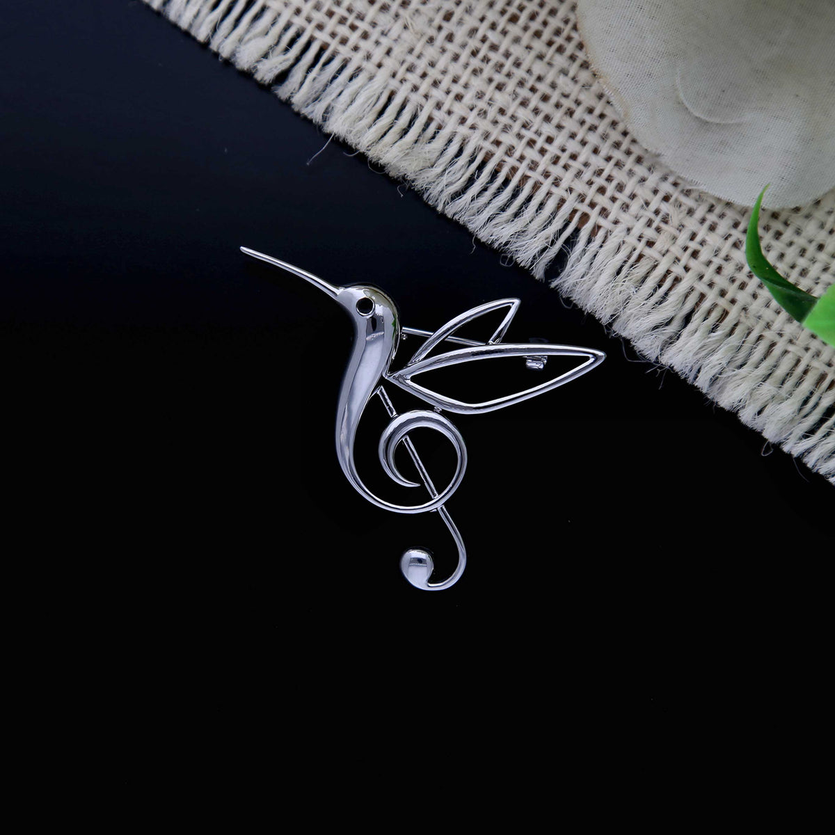 Hummingbird Treble Clef Brooch - ESKU302303158