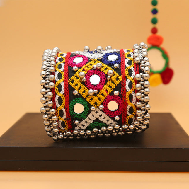 Embroidered Ethnic Kada - ESKU302403274