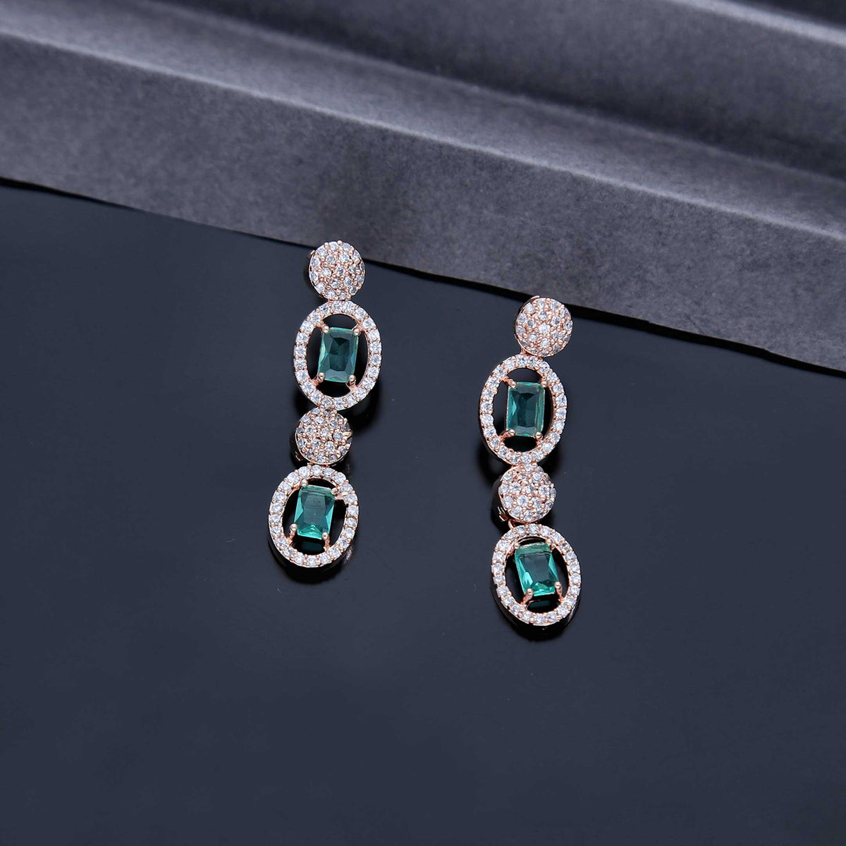 Geometric Drop Earrings - ESKU301800012