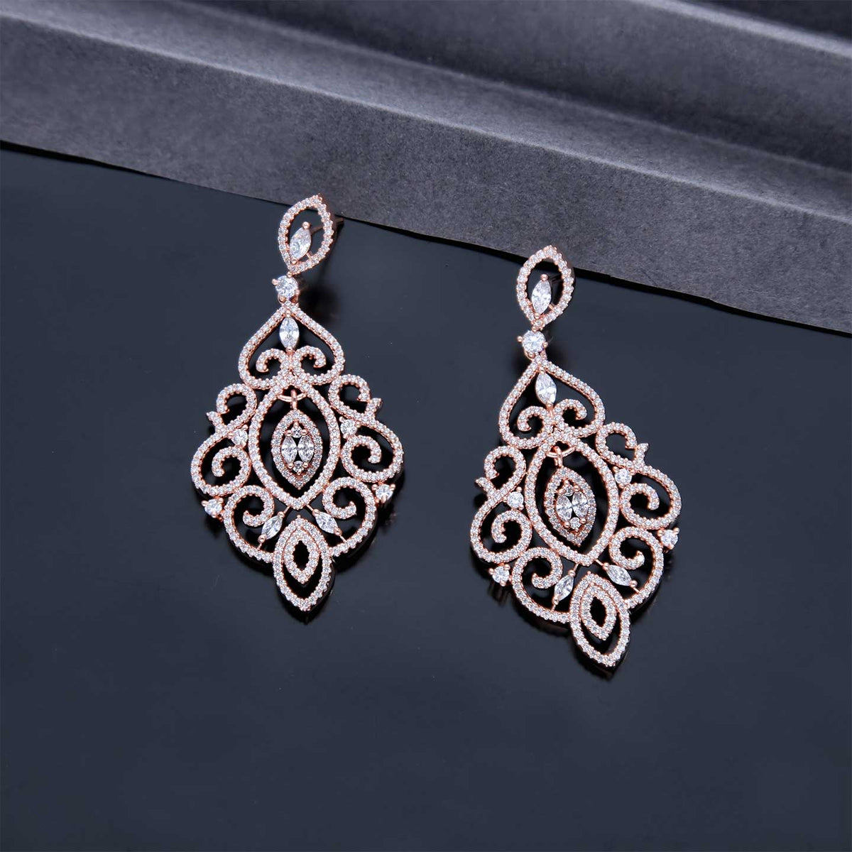 Crystal Drop Earrings - ESKU301800015