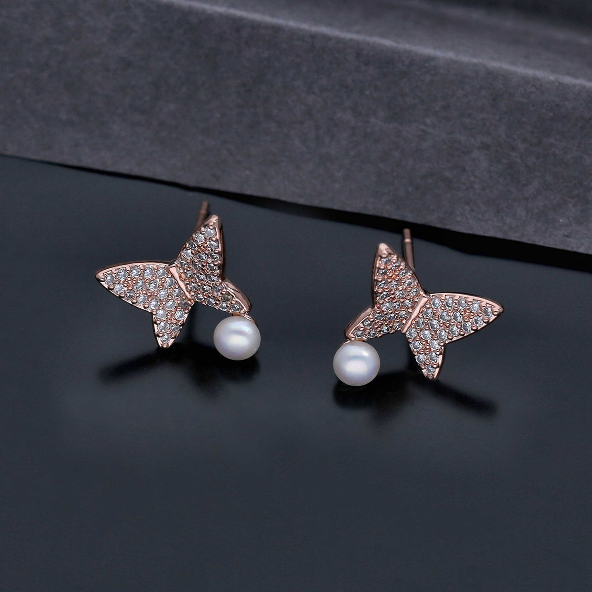 Butterfly Diamond Earrings - ESKU301800039