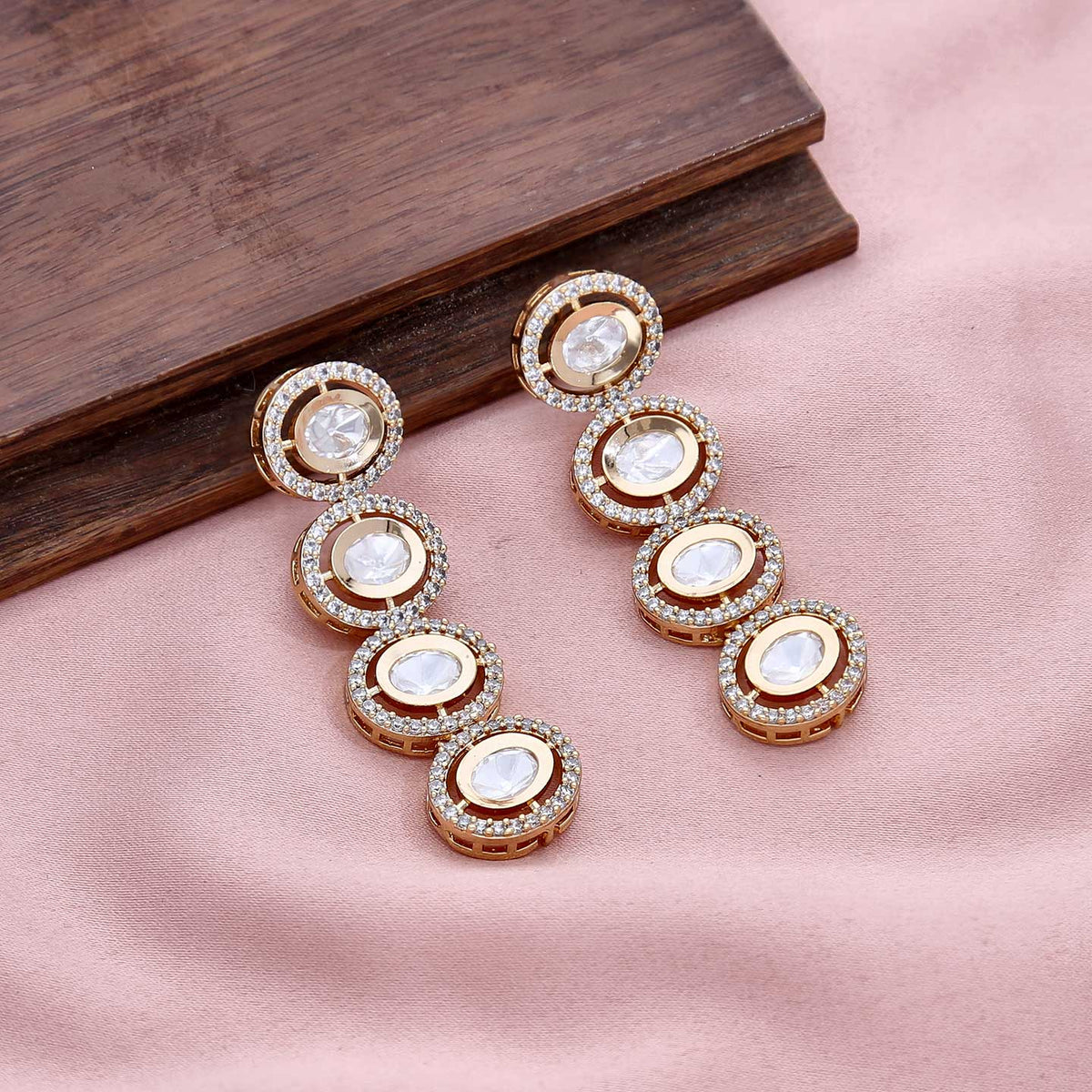 Classic Design Earring - ESKU301800055