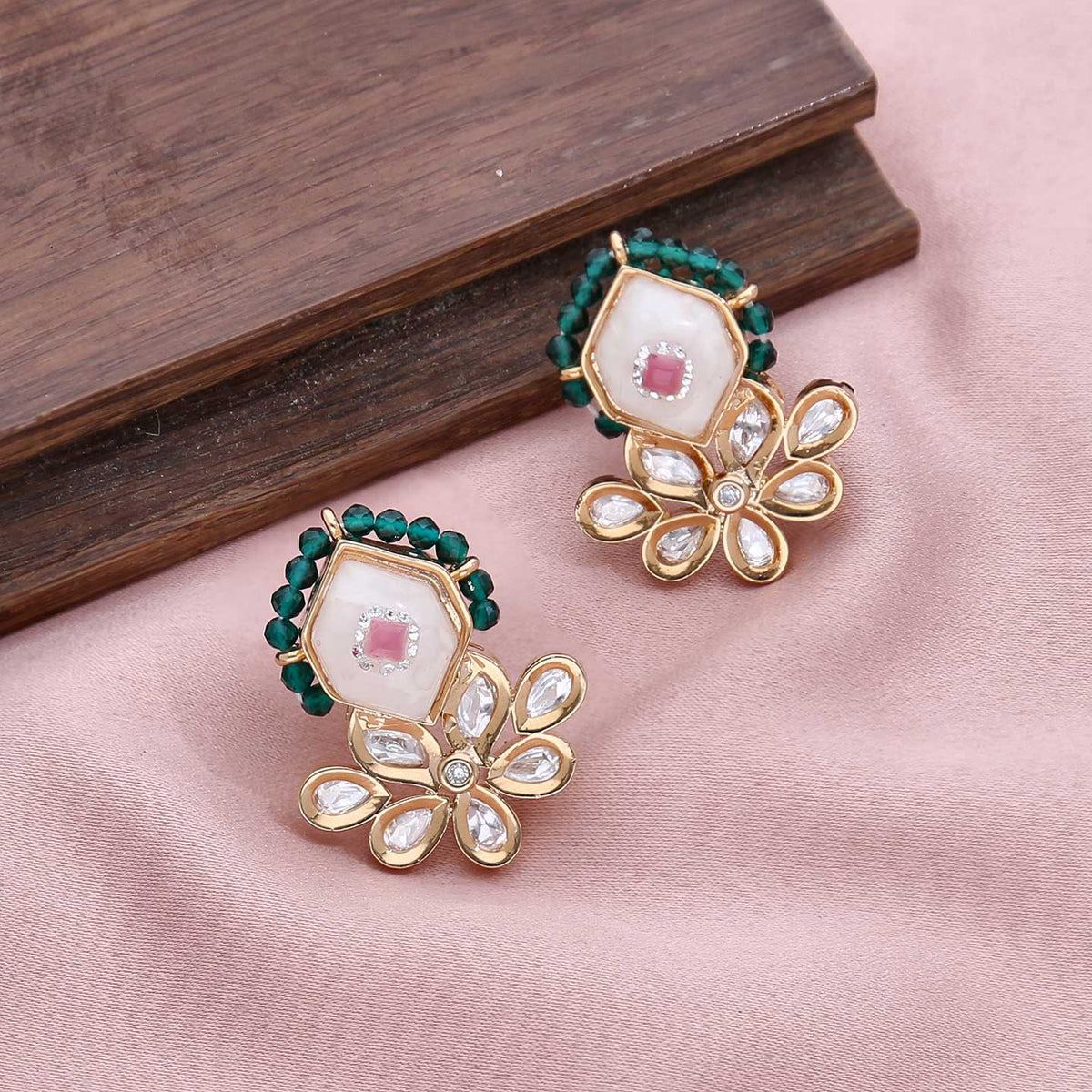 Brass Kundan Earrings - ESKU301800058