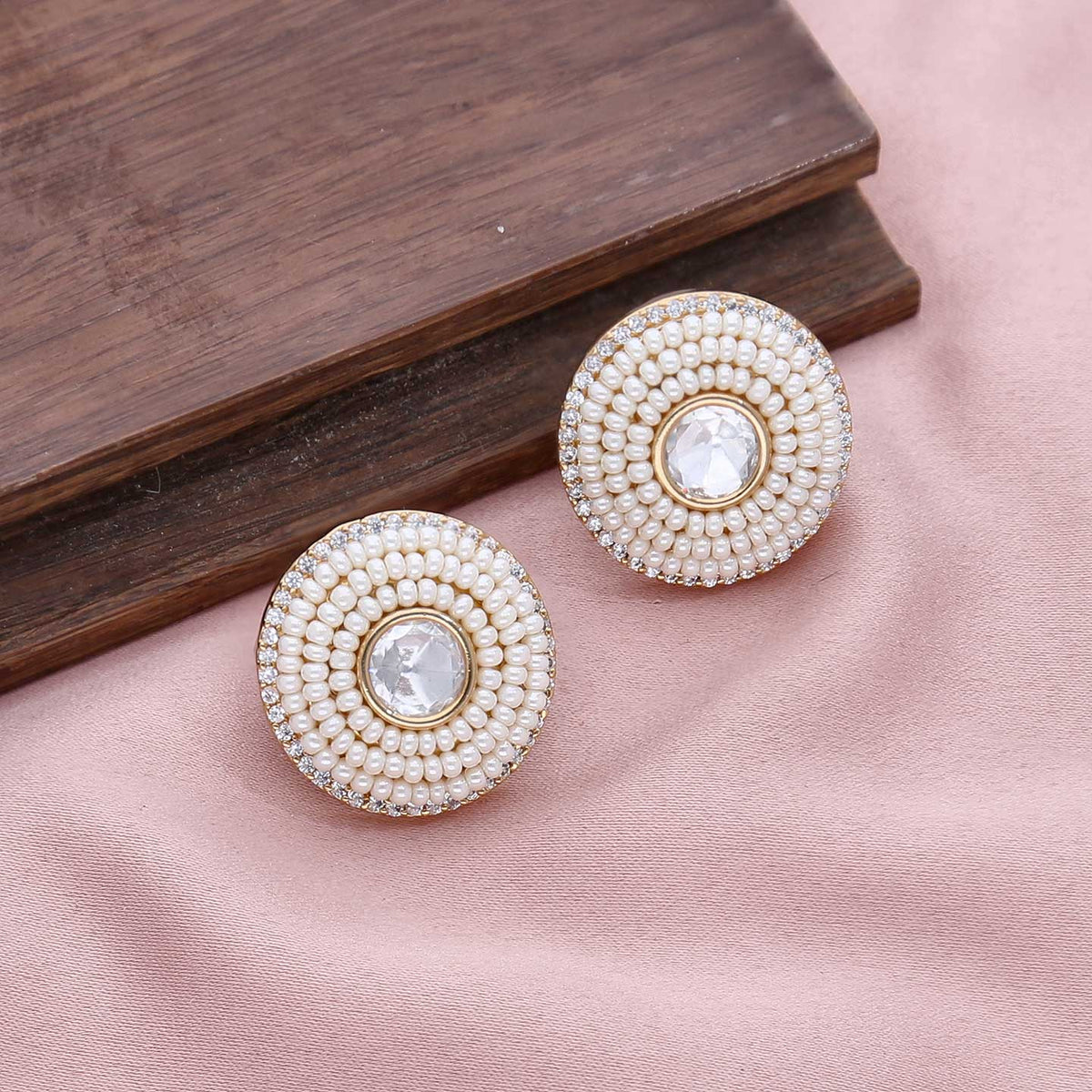 Pearl Ad Stud Earring - ESKU301800059