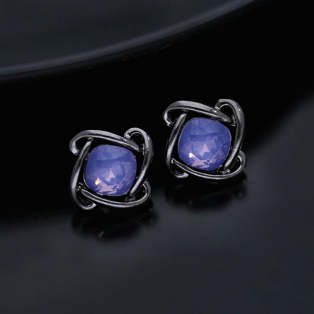 Small Diamond Stud Earrings - ESKU301800146