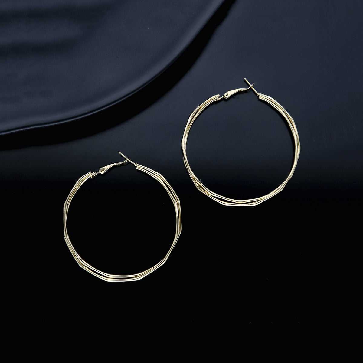 Classic Design Hoop Earring - ESKU301800162