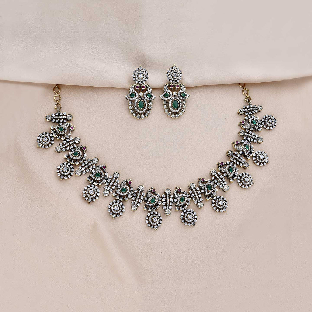 Stunning Necklace Set - ESKU301800277