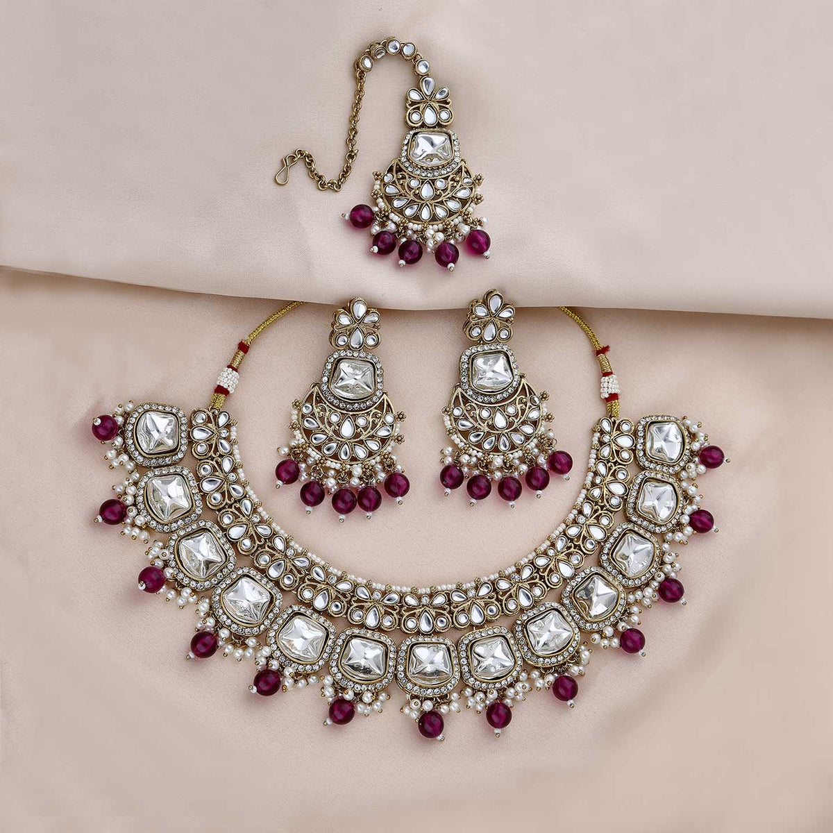 Stunning Necklace Set - ESKU301800311