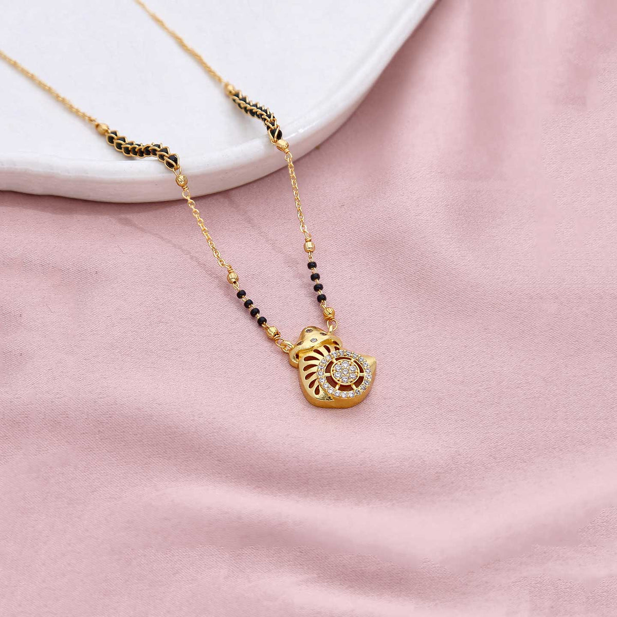 Trendy Mangalsutra For Women - ESKU301800314