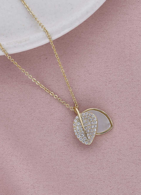 Diamond Studded Pendant With Chain - ESKU301800384