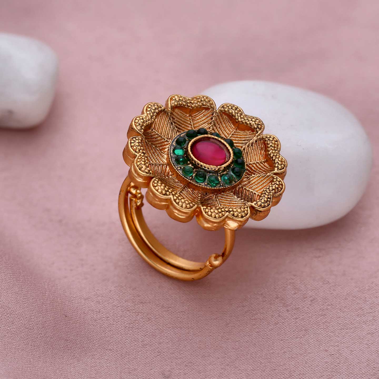 Brass Ladies Golden Ring - ESKU301800474