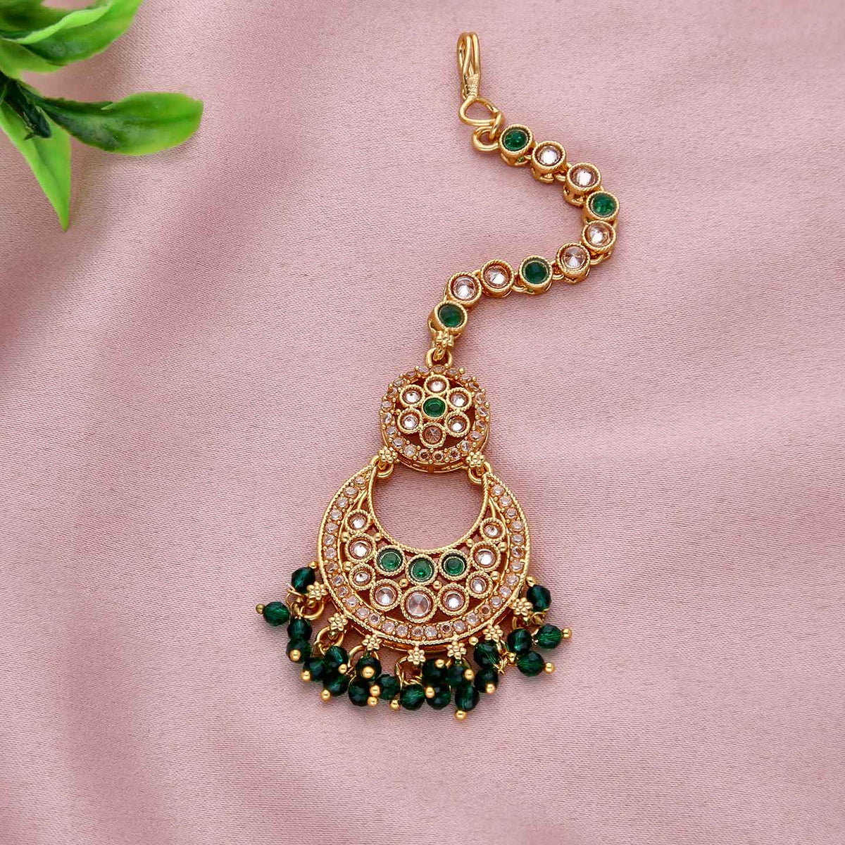 Classic Oval Shaped Mang Tikka - ESKU301800510