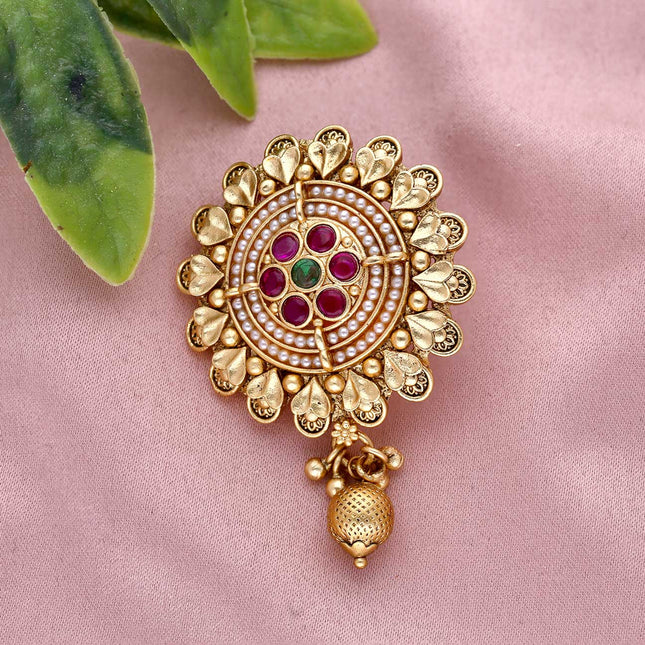 Kundan & Pearl Saree Brooch for Women - ESKU301800661