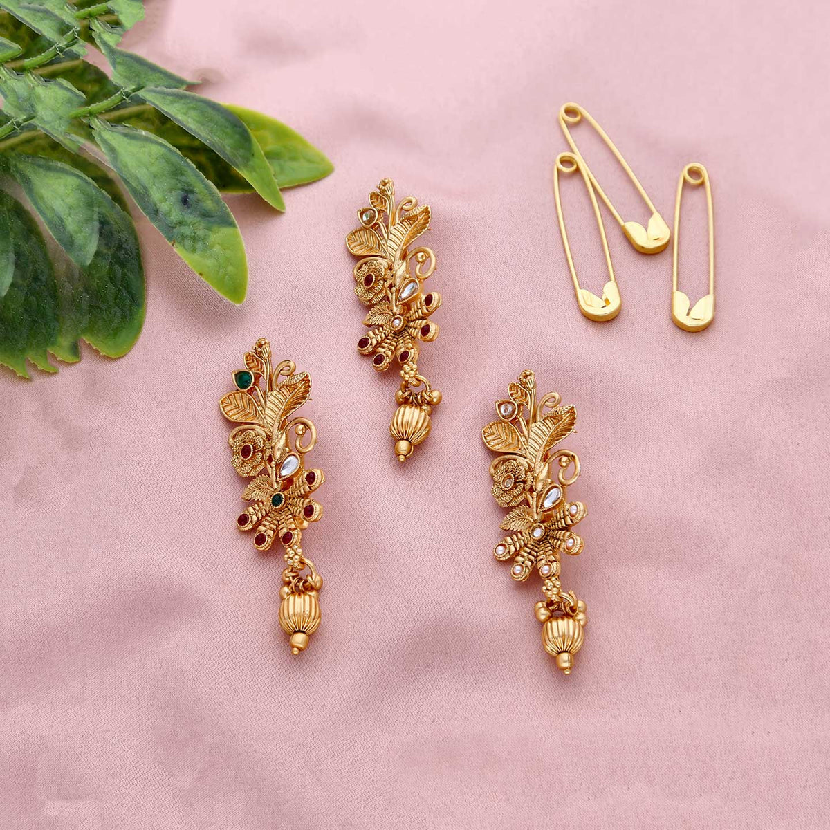 Golden Brass Saree Brooch Pin - ESKU301800665