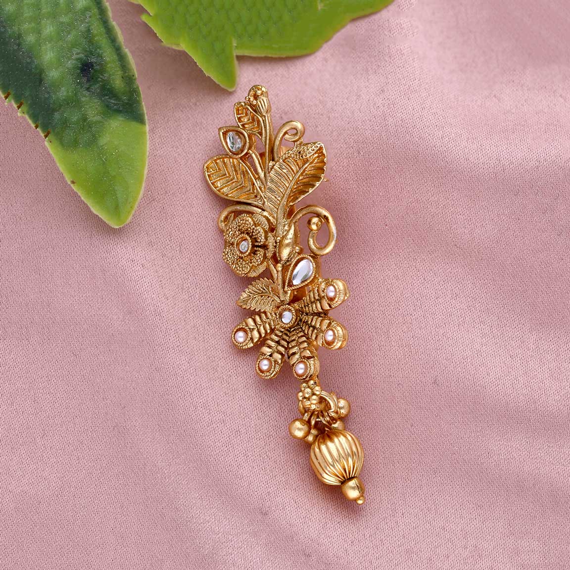 Golden Brass Saree Brooch Pin - ESKU301800665