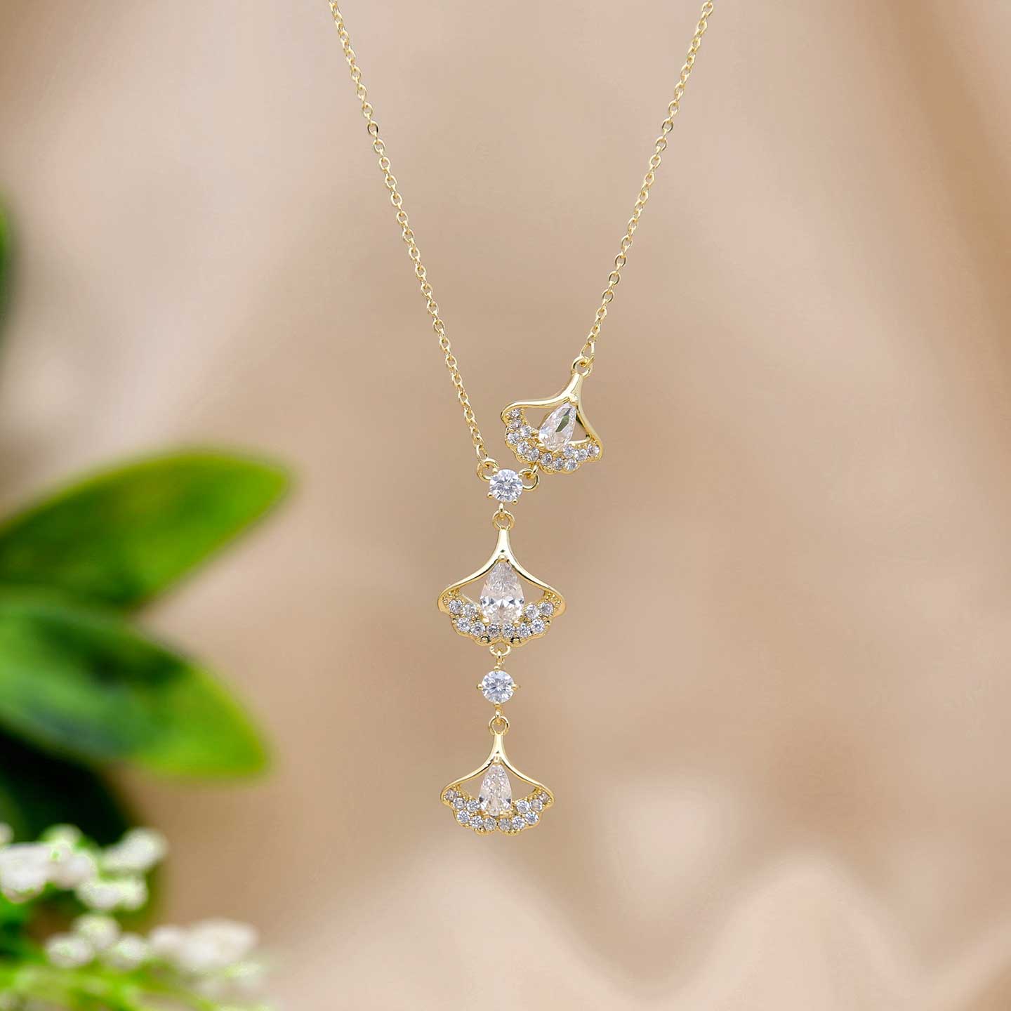 Buy Beautiful Chain Pendant - ESKU301800798 – Tohfa Jewellery India