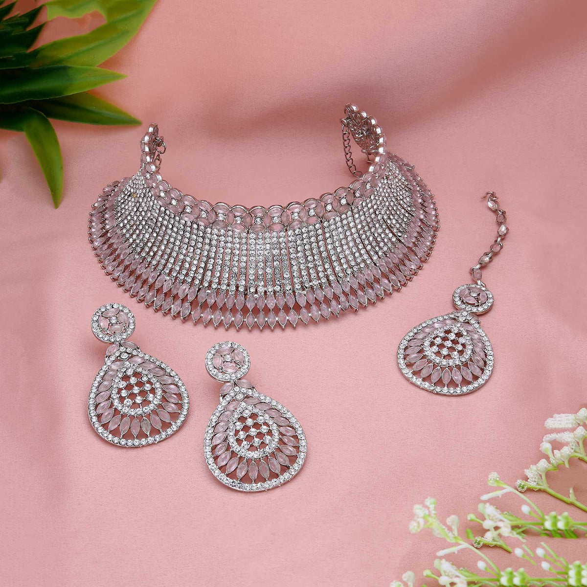 Unleash Style With Choker - ESKU301800915