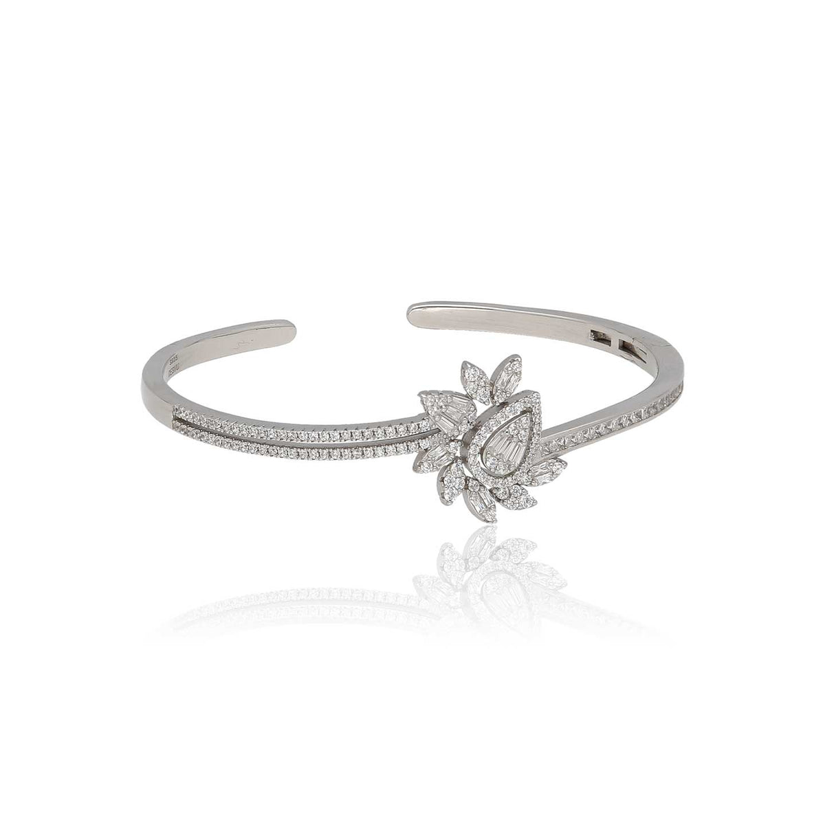 Glamorous Kada For Girls - ESKU301800982