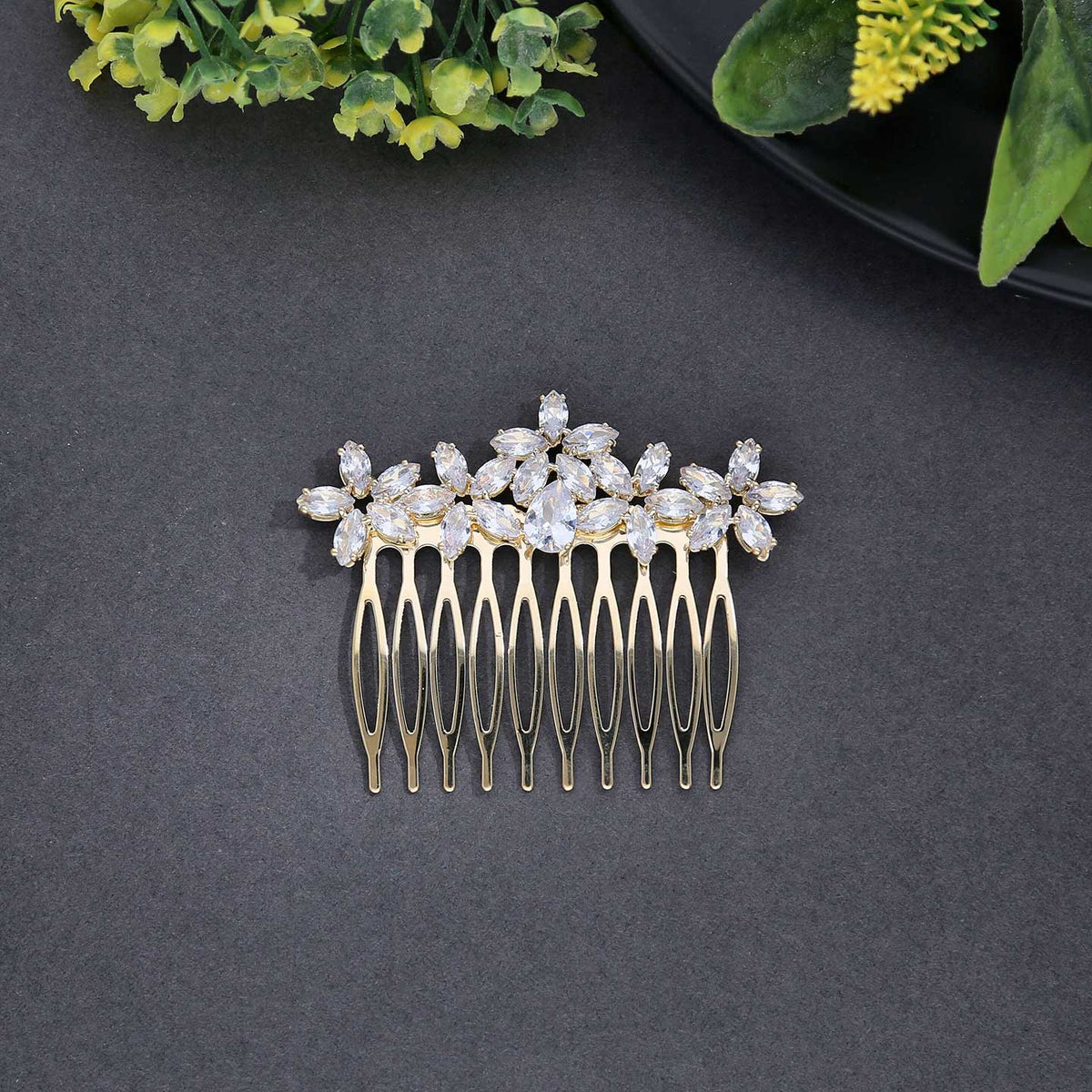 Studded Comb For Girls - ESKU301801140