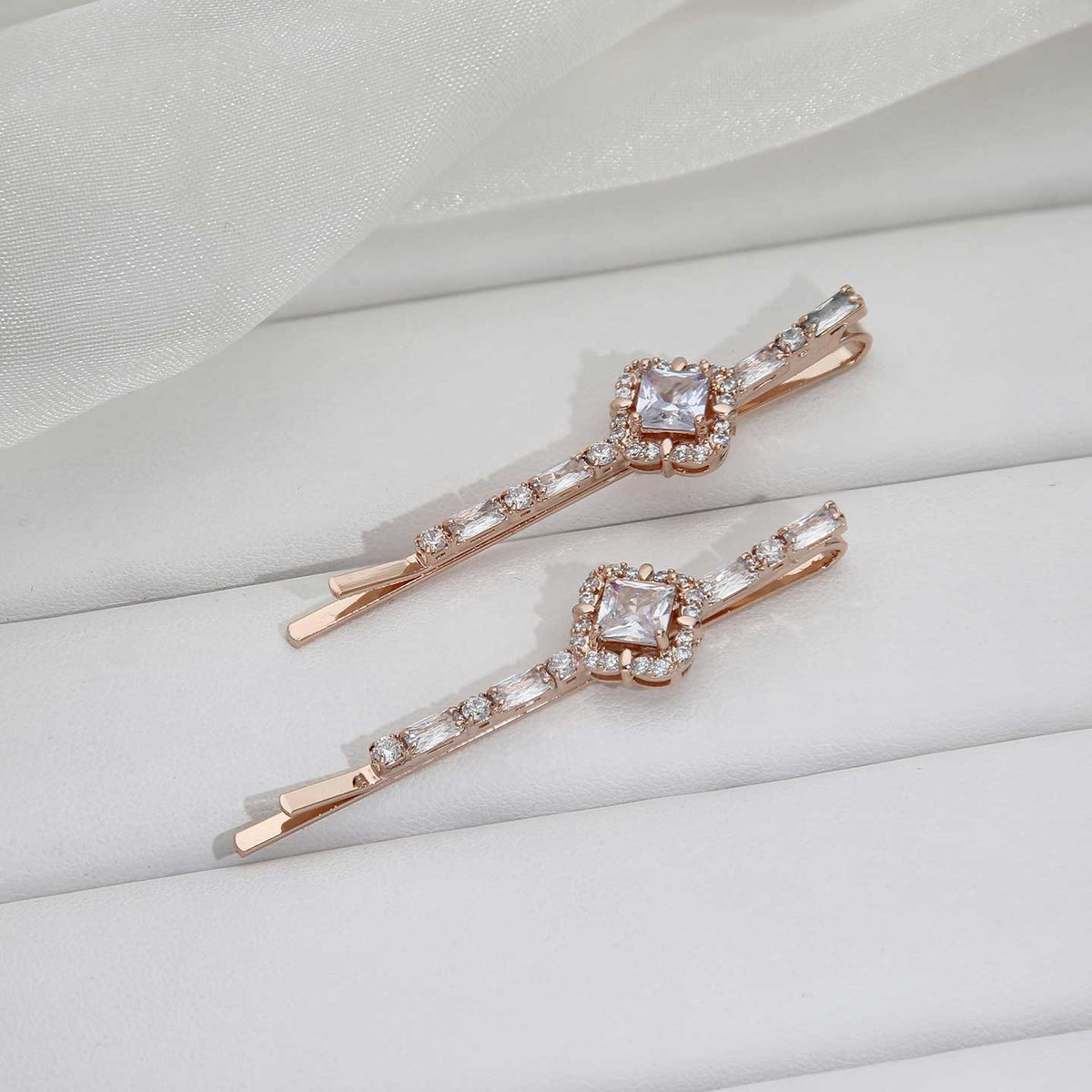 Glamour Side Pin - ESKU301801146