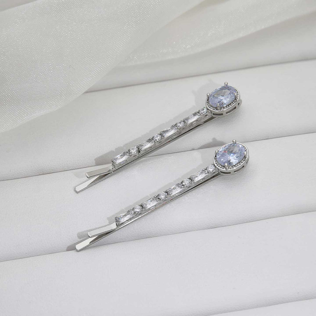 Studded Side Pin - ESKU301801147