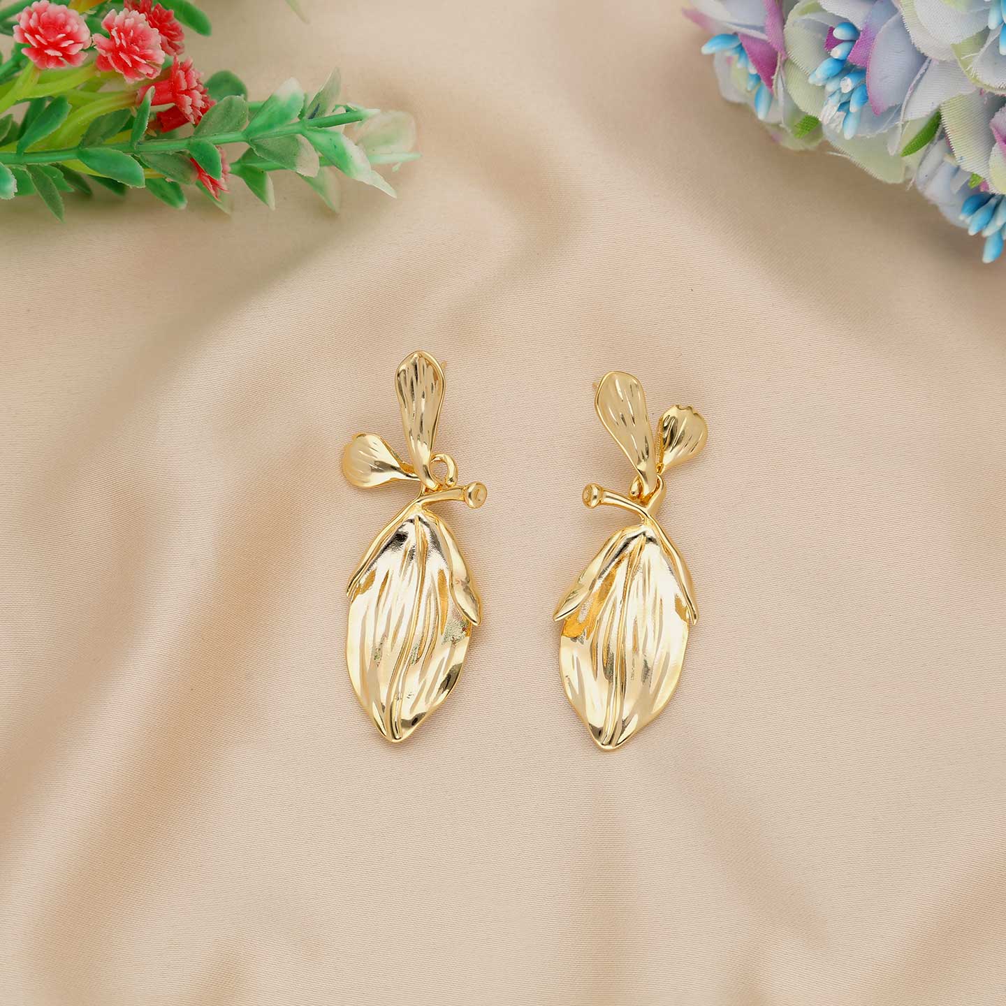 Beautiful Unique Design Stone Earring - ESKU302001386