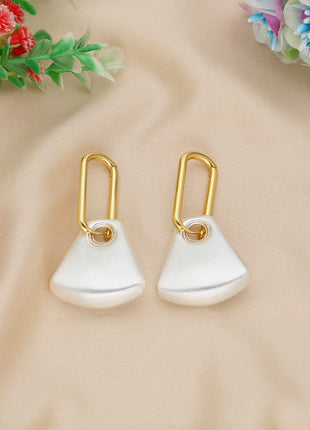 Dazzling Earring For Girls - ESKU302001389