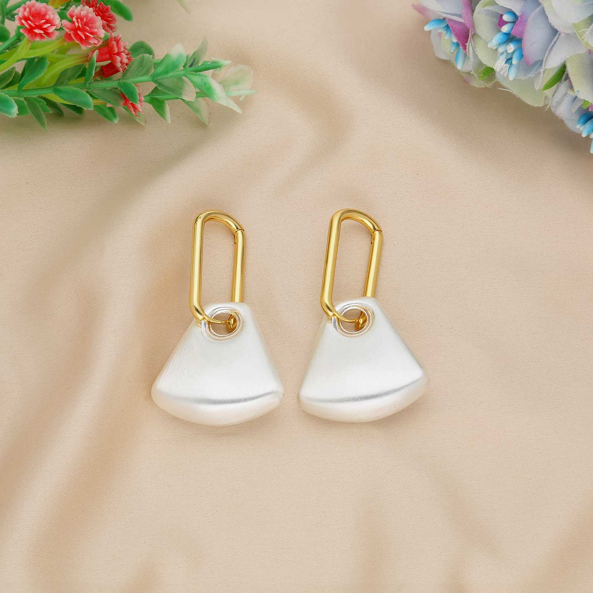 Dazzling Earring For Girls - ESKU302001389