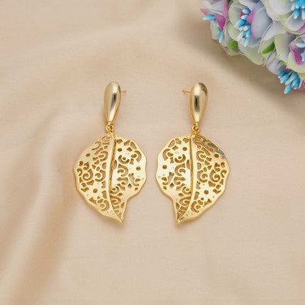 Unique Design Earring - ESKU302001394