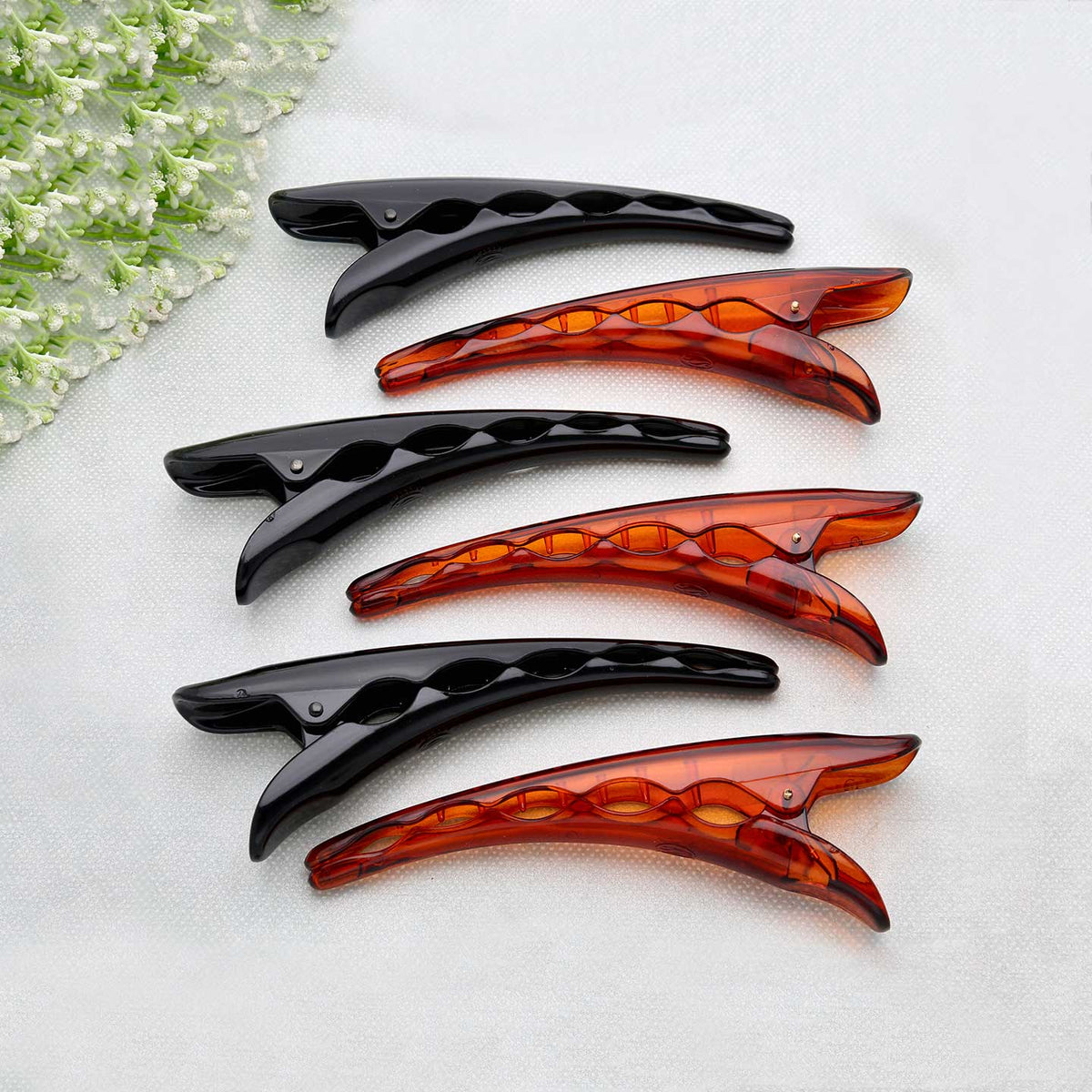 Elegant Banana Clip - ESKU302001433