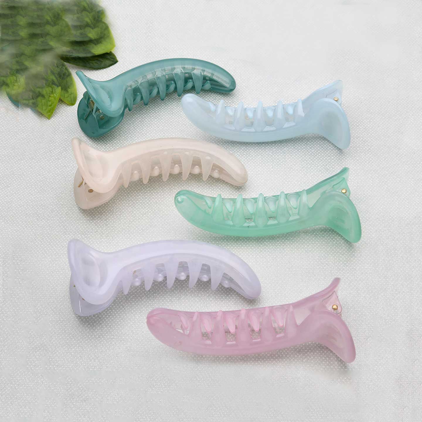 Colourful Banana Clip - ESKU302001441